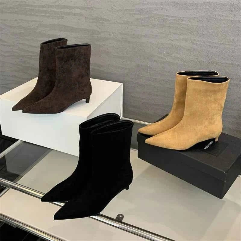 Elegant Ankle Boots with Block Heel and Inside Zipper