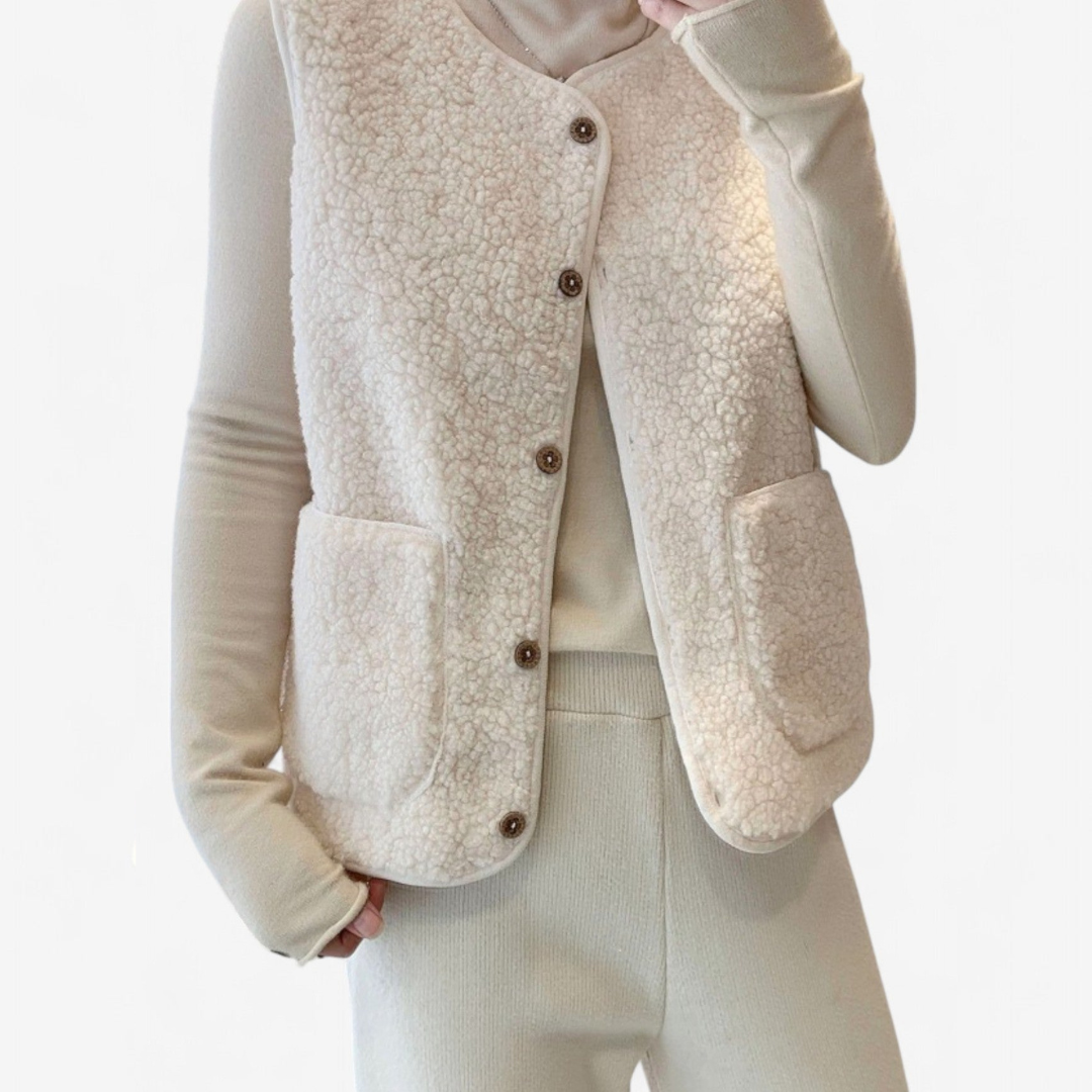 Women’s Sleeveless Cozy Gilet Vest | Button Down