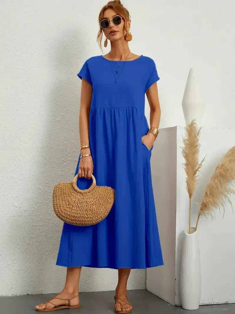 Elegant Lightweight Dress with Relaxed Flowing Cut