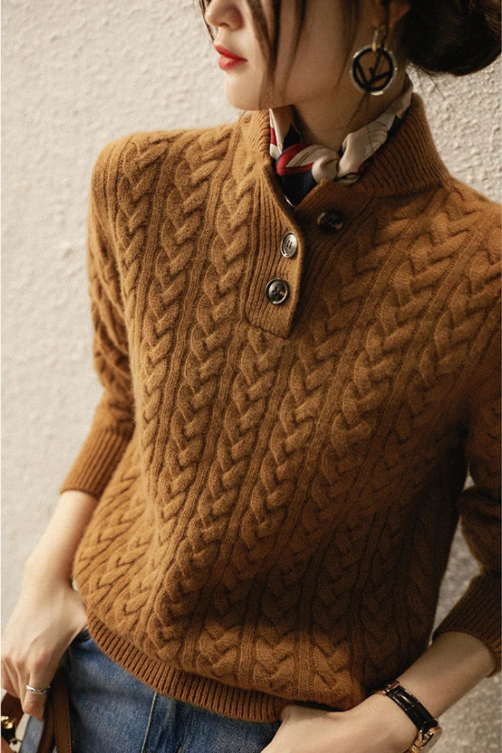 Women’s Cable Knit Sweater | Button-Up