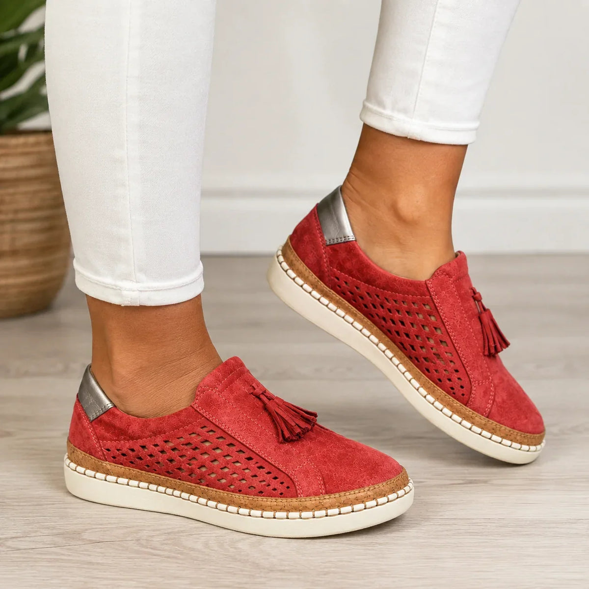Kendall™ Orthopedic Slip-Ons