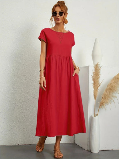 Elegant Lightweight Dress with Relaxed Flowing Cut
