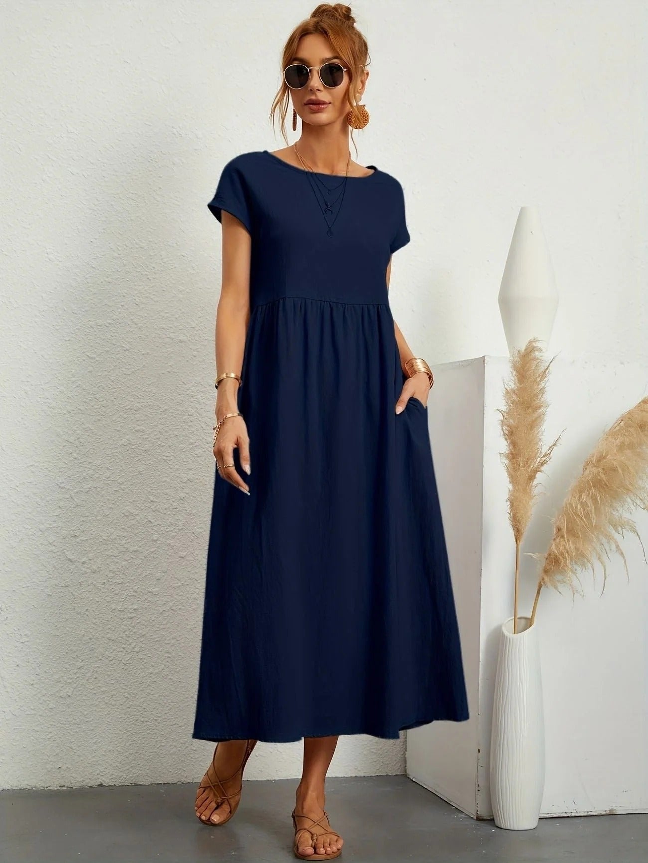 Elegant Lightweight Dress with Relaxed Flowing Cut