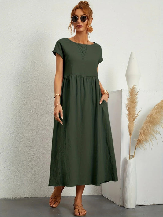 Elegant Lightweight Dress with Relaxed Flowing Cut