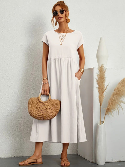 Elegant Lightweight Dress with Relaxed Flowing Cut