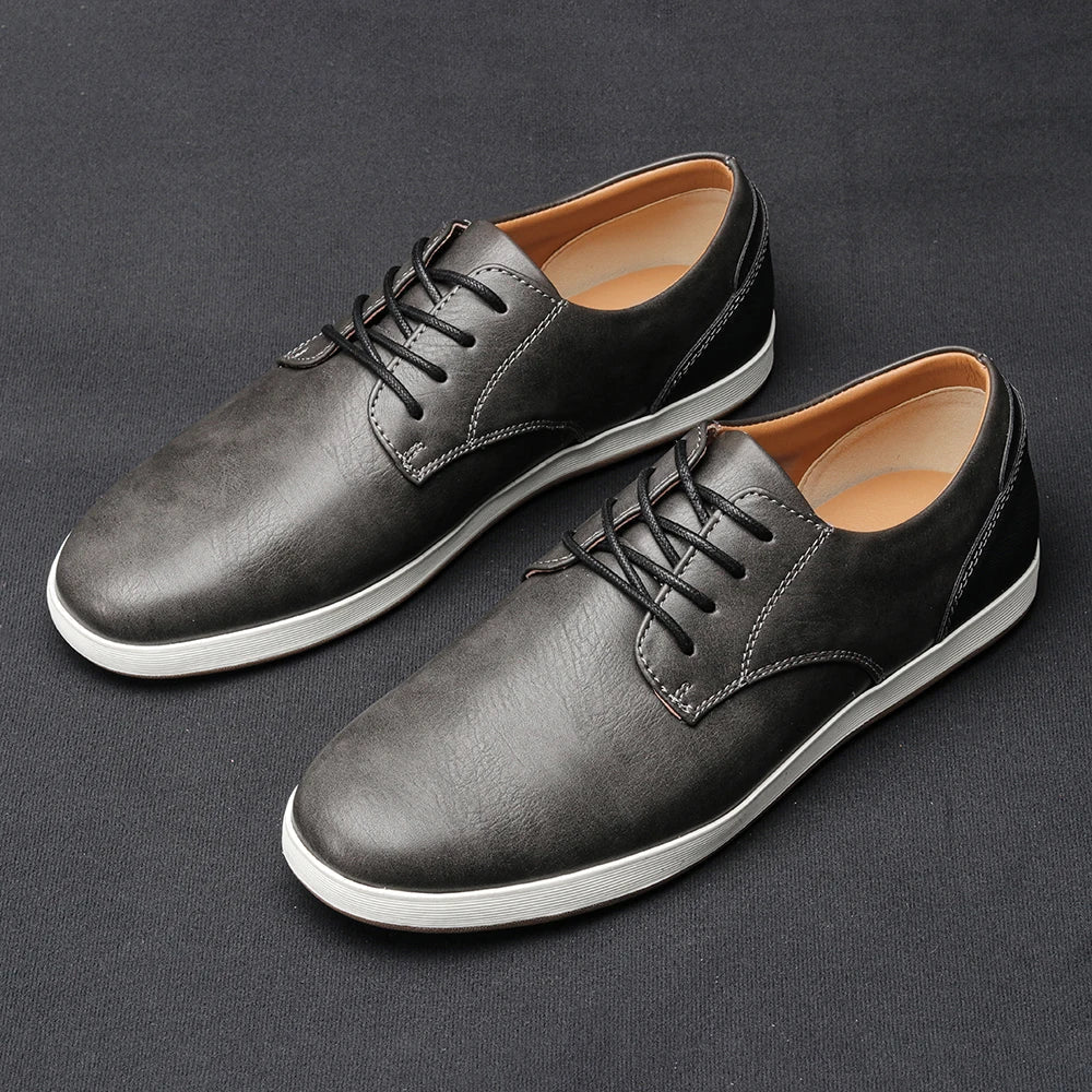 BASKETS EN CUIR