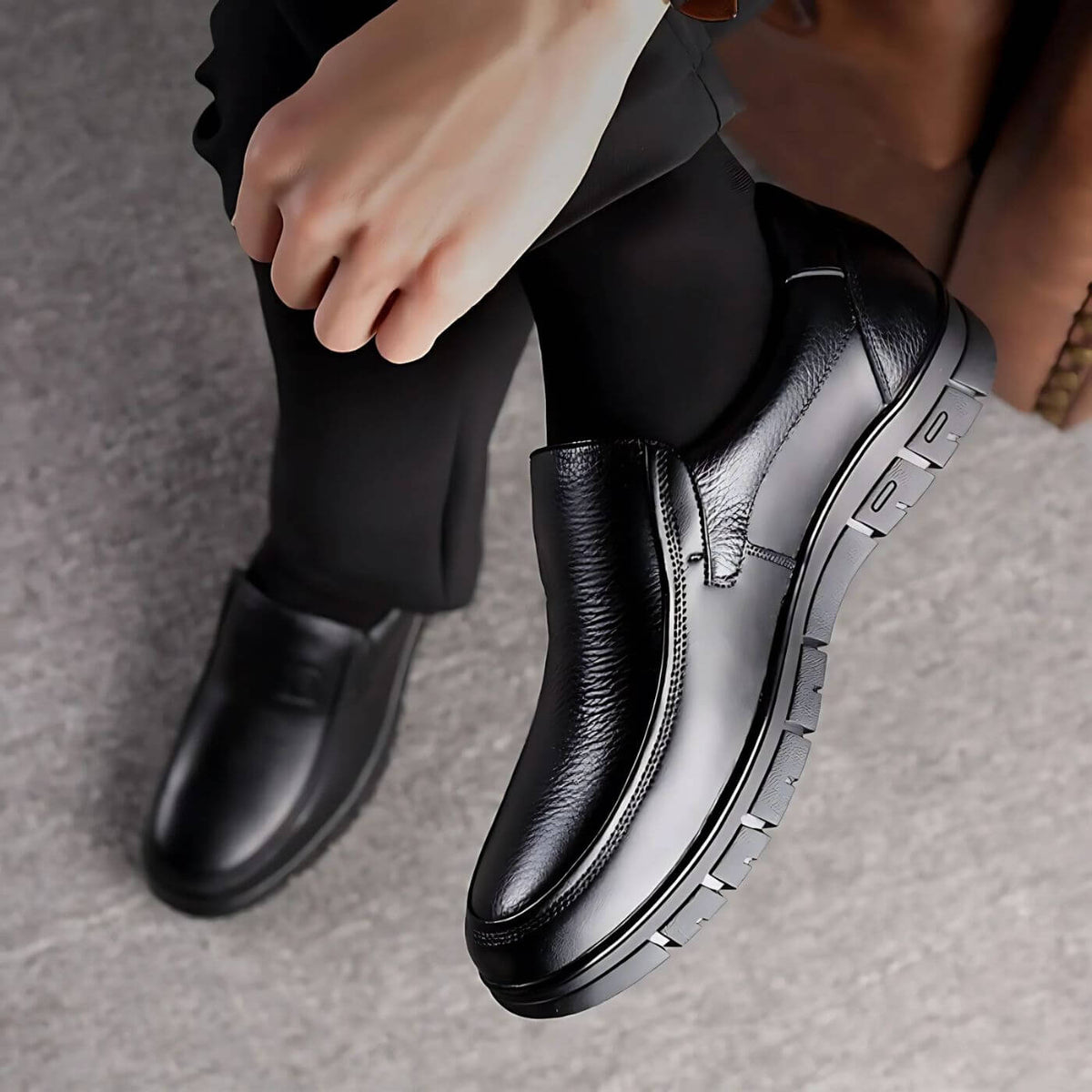 Julian | Comfortable Slip-On Orthopedic Shoes for Men