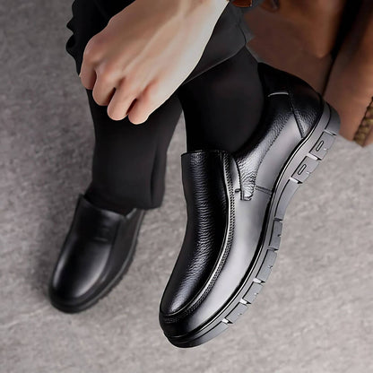 Julian | Comfortable Slip-On Orthopedic Shoes for Men