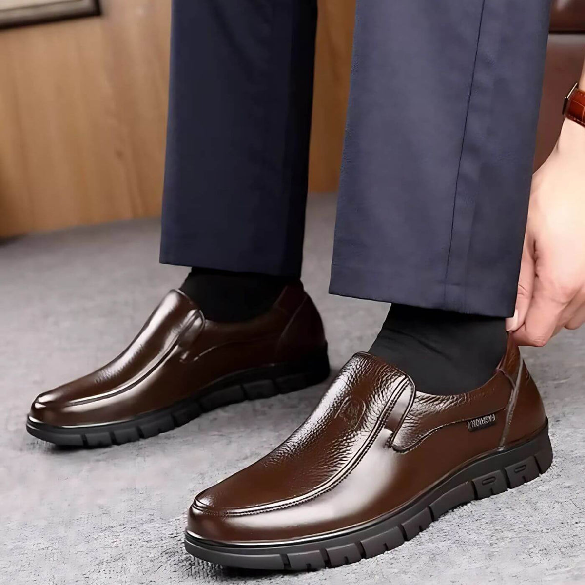 Julian | Comfortable Slip-On Orthopedic Shoes for Men