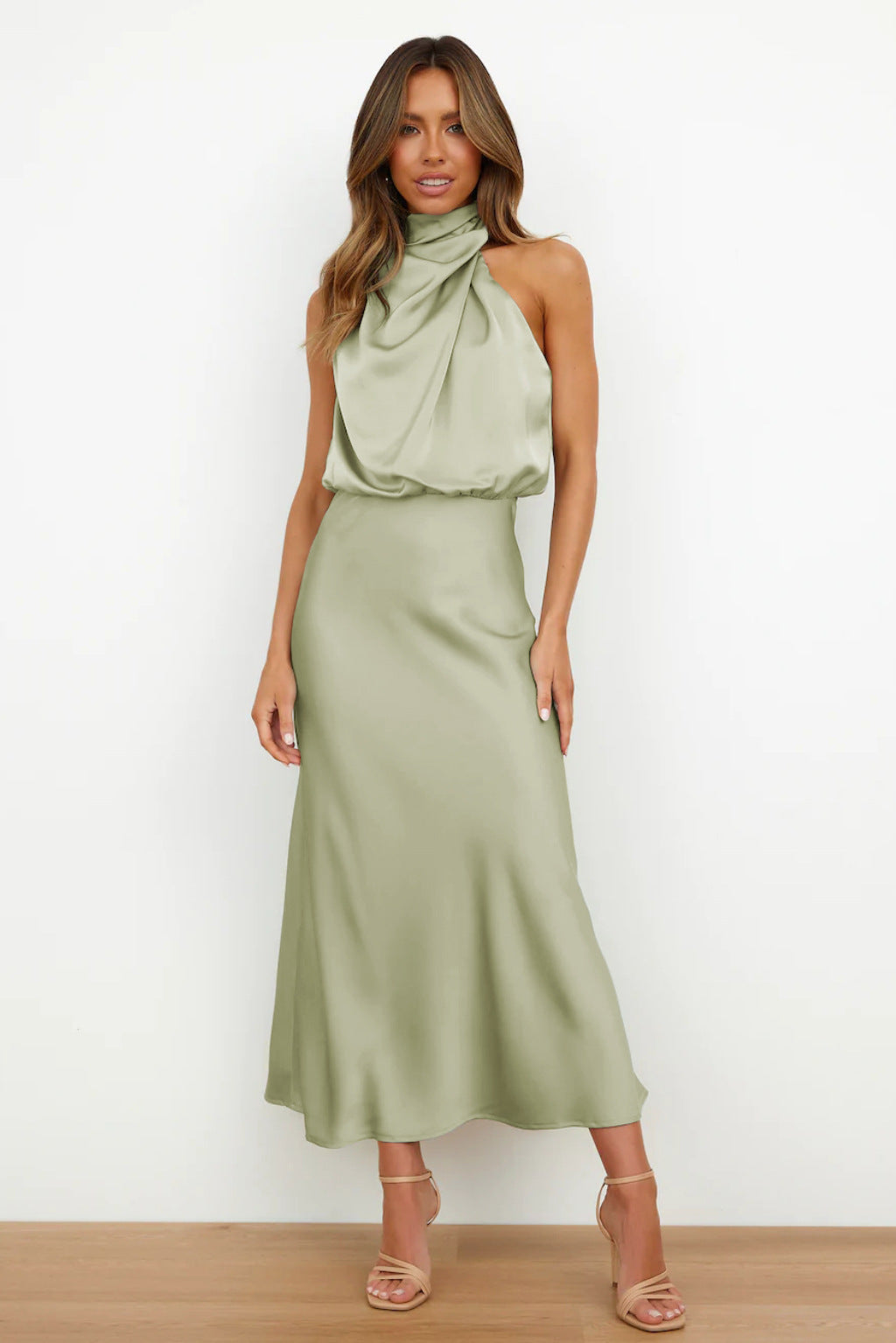 Mariana | Elegant Halter Evening Dress