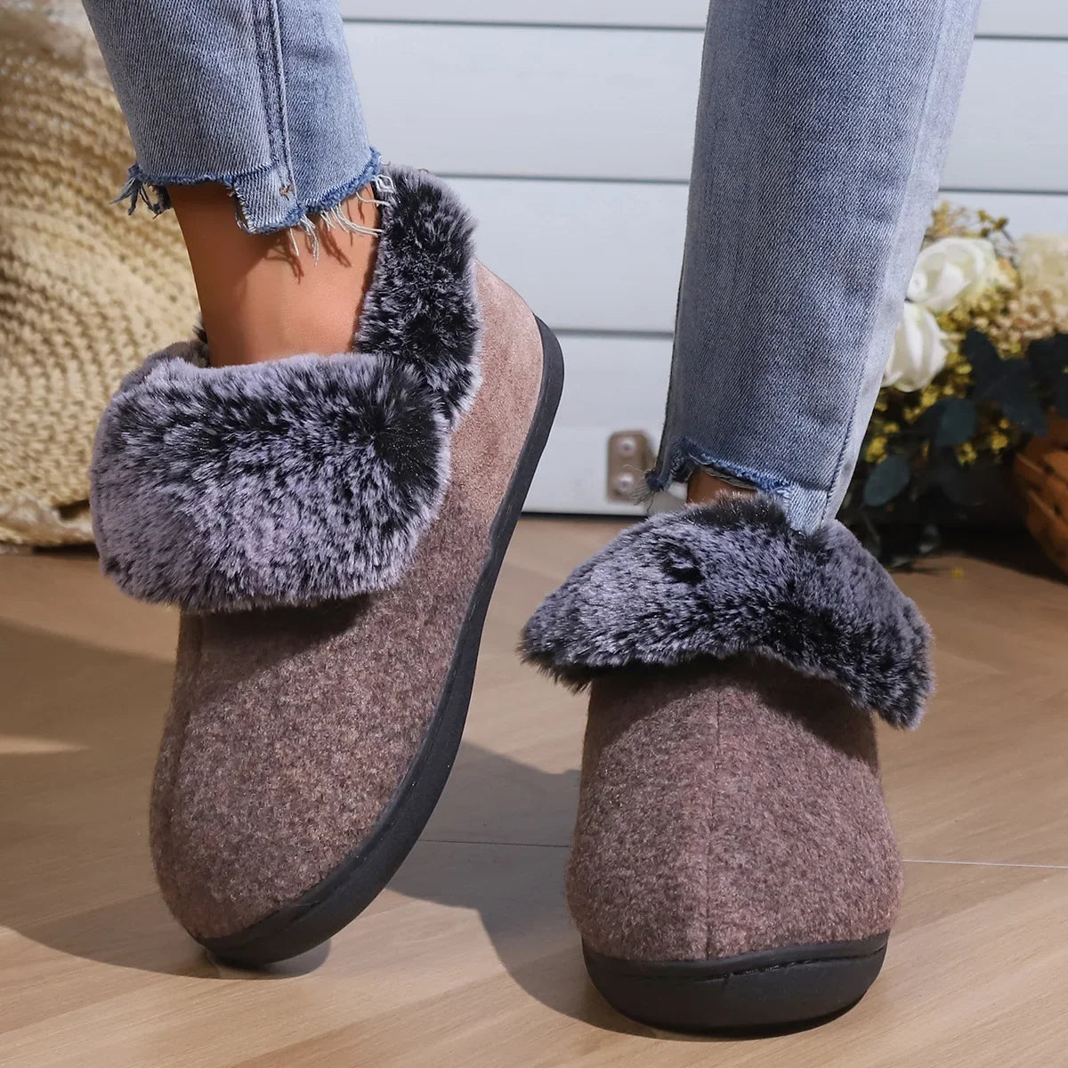 Vera | Soft Plush Slipper