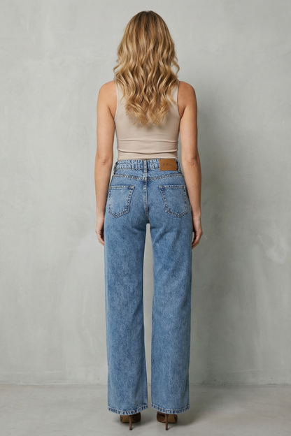 Women's Mid Rise Straight Leg Jeans in Mid Blue - Quivienne