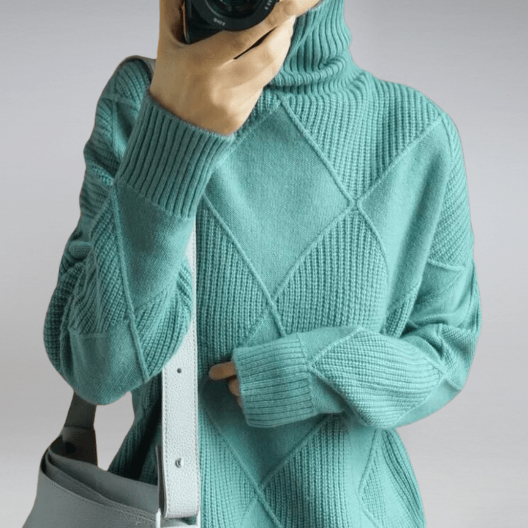 Fruta | Elegant Cozy Sweater