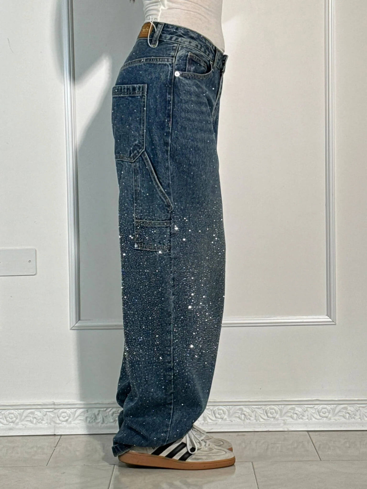 Damen Hose mit weitem Bein Strassbesatz Seitentasche mit Klappe und Knopfverschluss