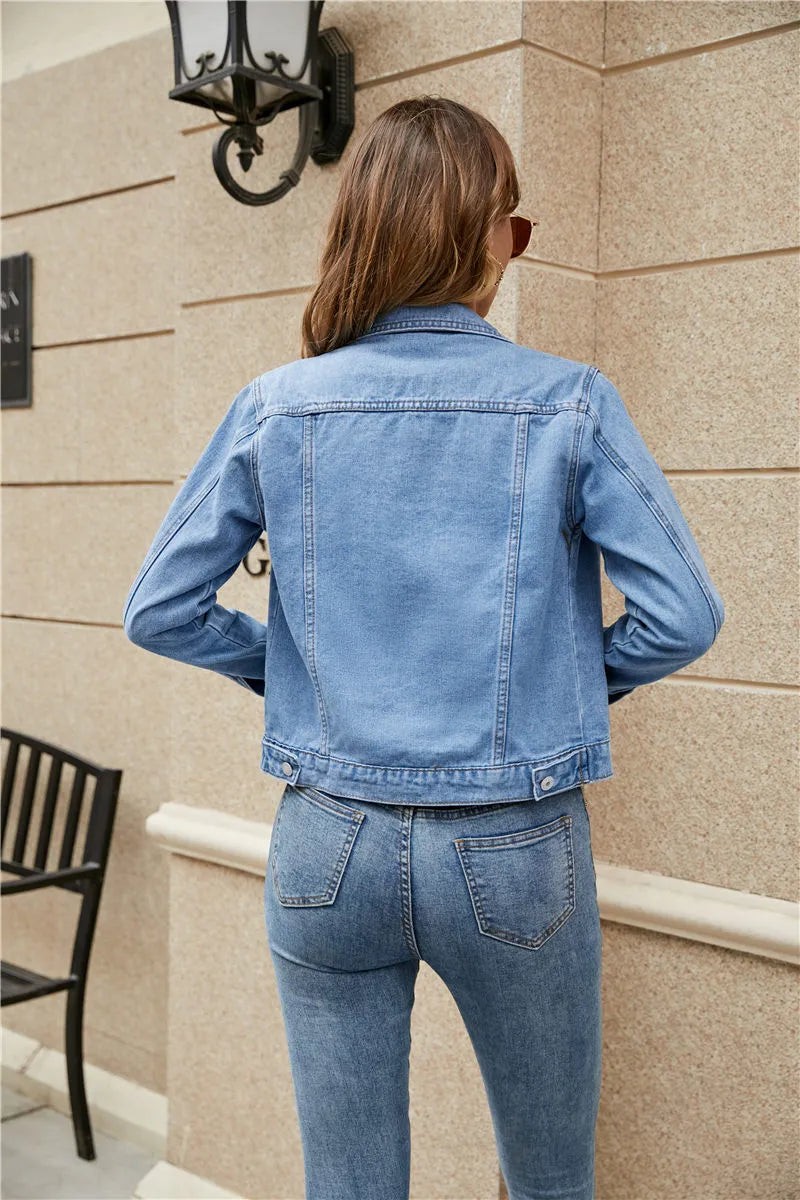 Damen Jeansjacke mit Knopfleiste und Brusttaschen