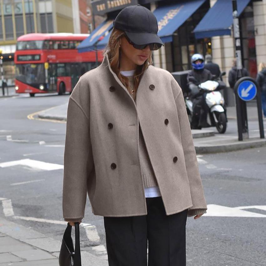 Adelheid | Damen Zweireihige Stehkragen Kurzjacke