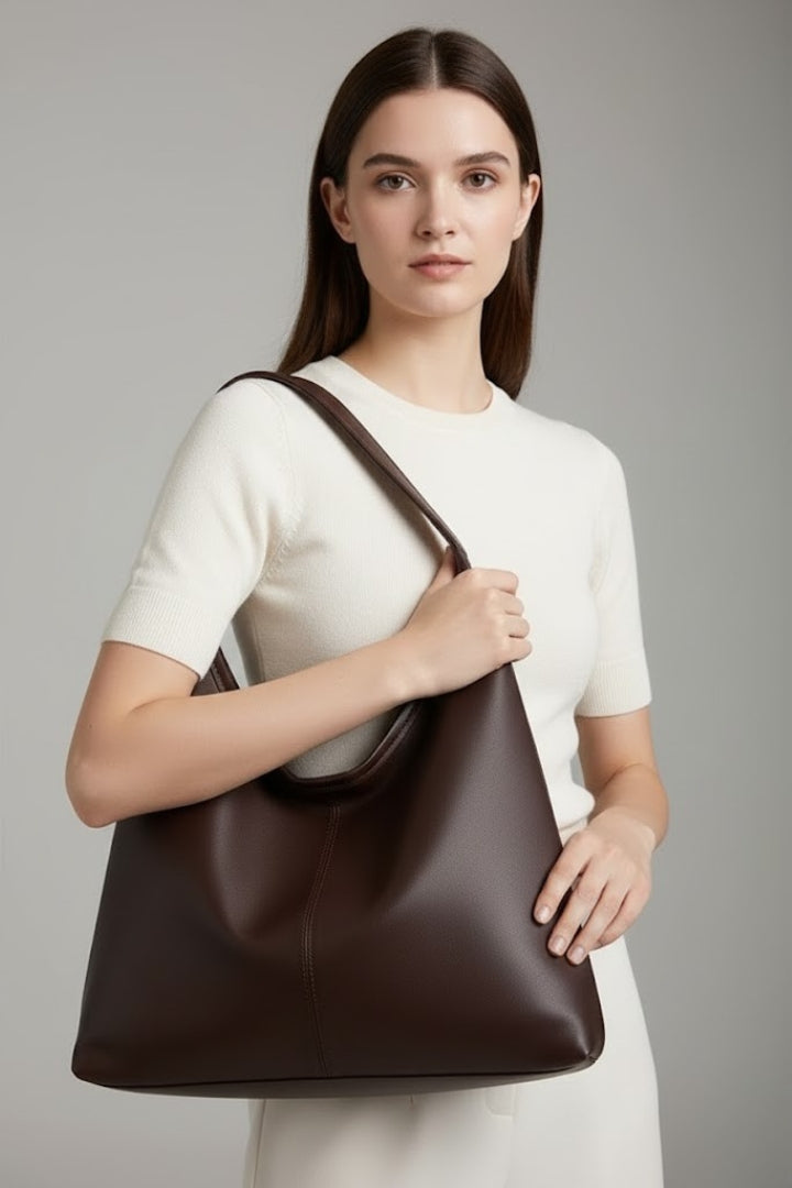 Daisy | Classic Tote Bag in Faux Leather