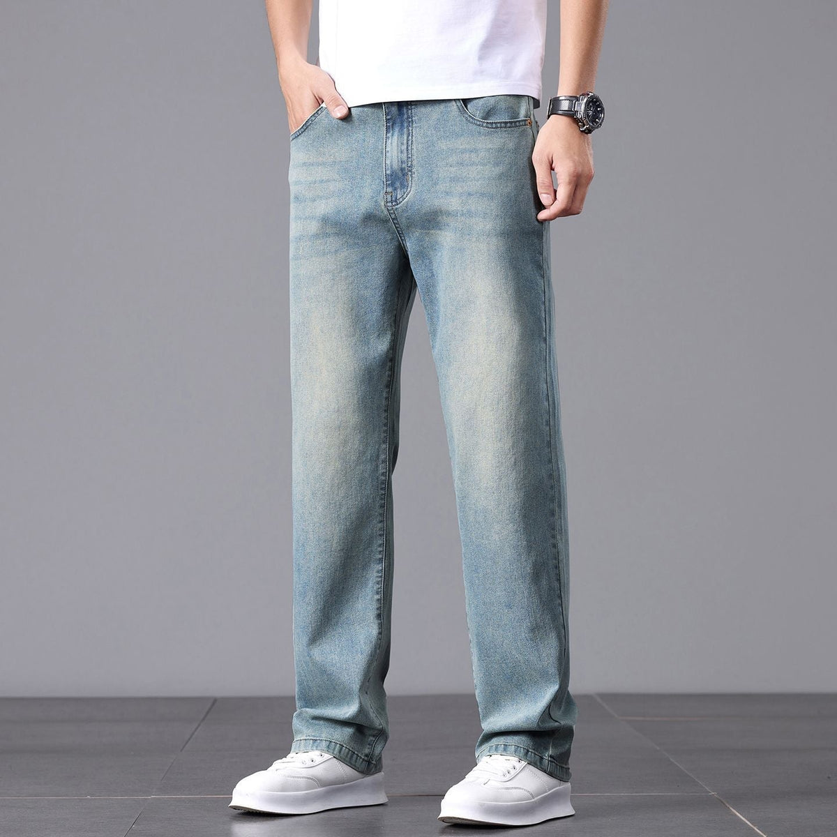 Herrenjeans mit geradem Bein und lockerer Passform