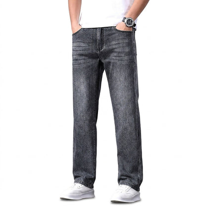 Herrenjeans mit geradem Bein und lockerer Passform