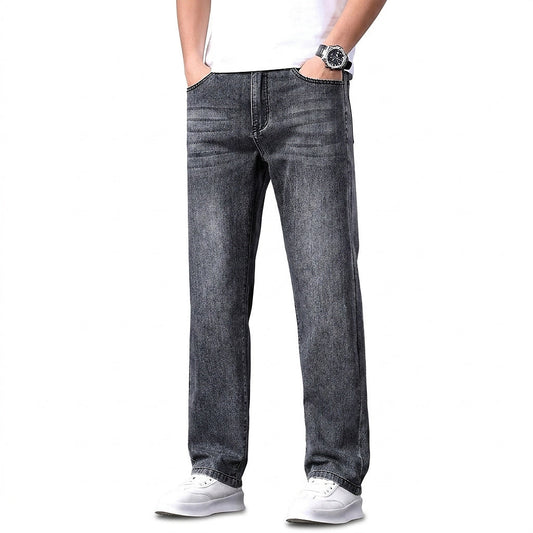 Herrenjeans mit geradem Bein und lockerer Passform