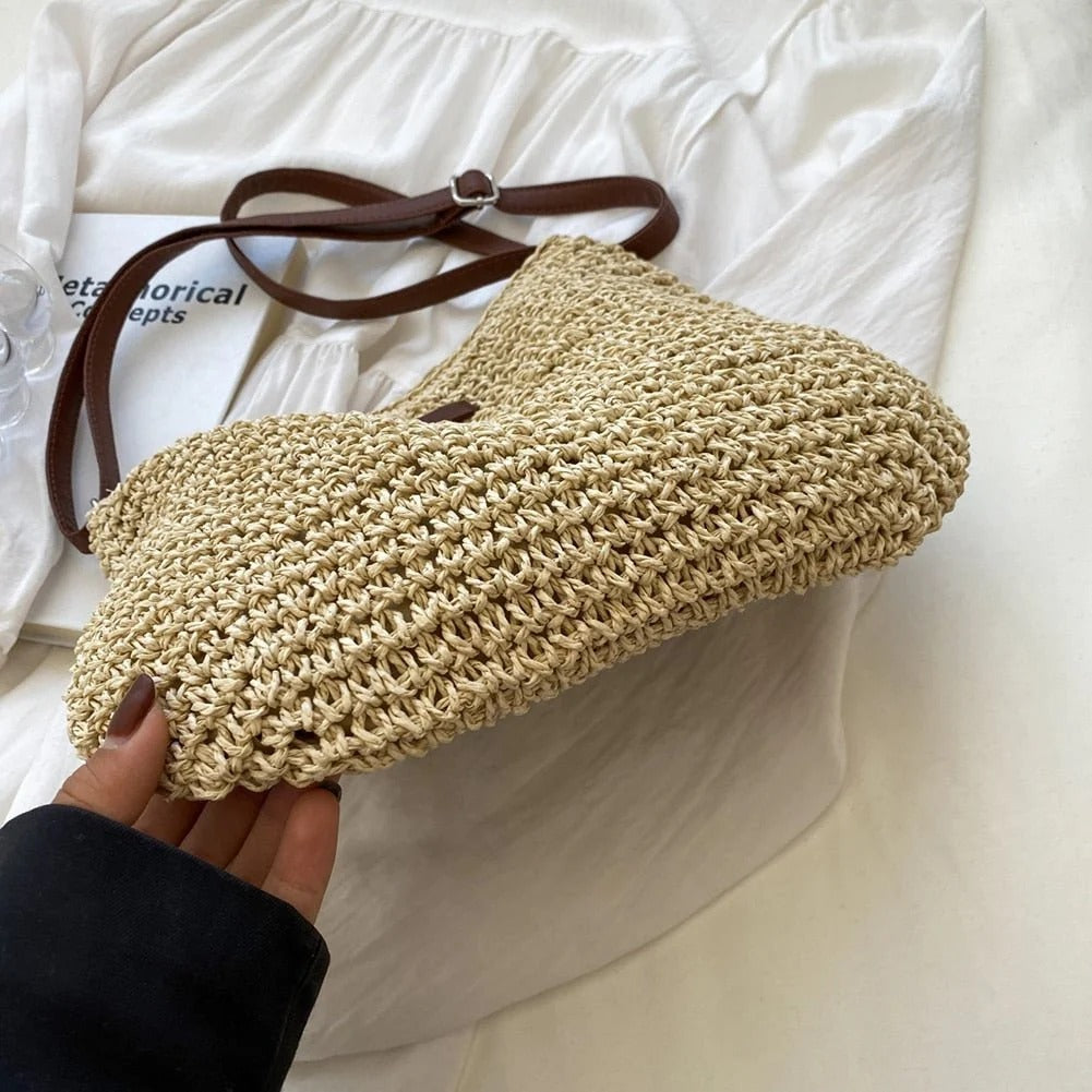 Casual Shoulder Bag in Faux Leather with Adjustable Strap