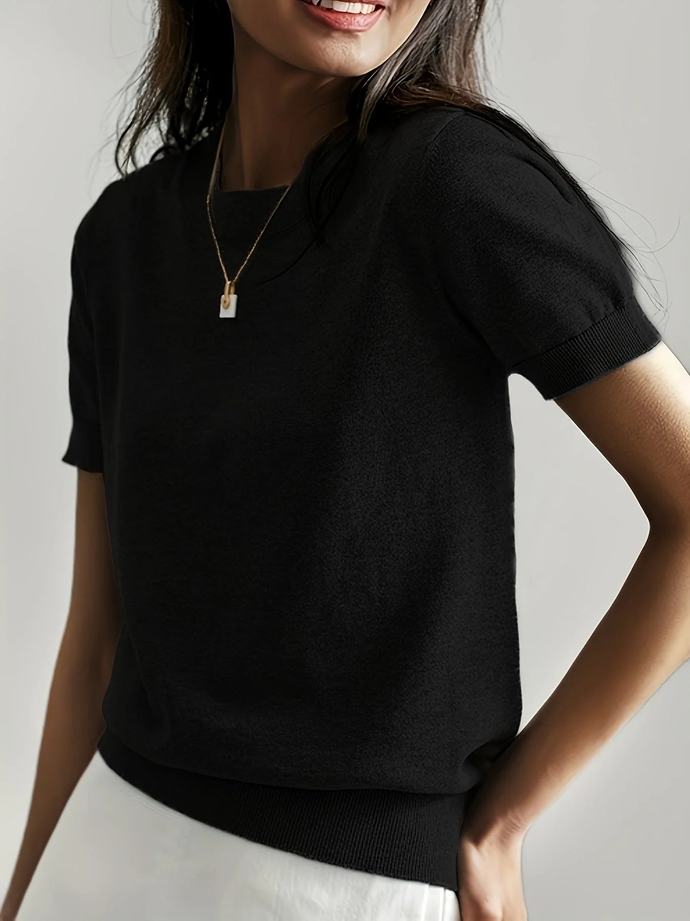 Women's Short Sleeve Knit Top