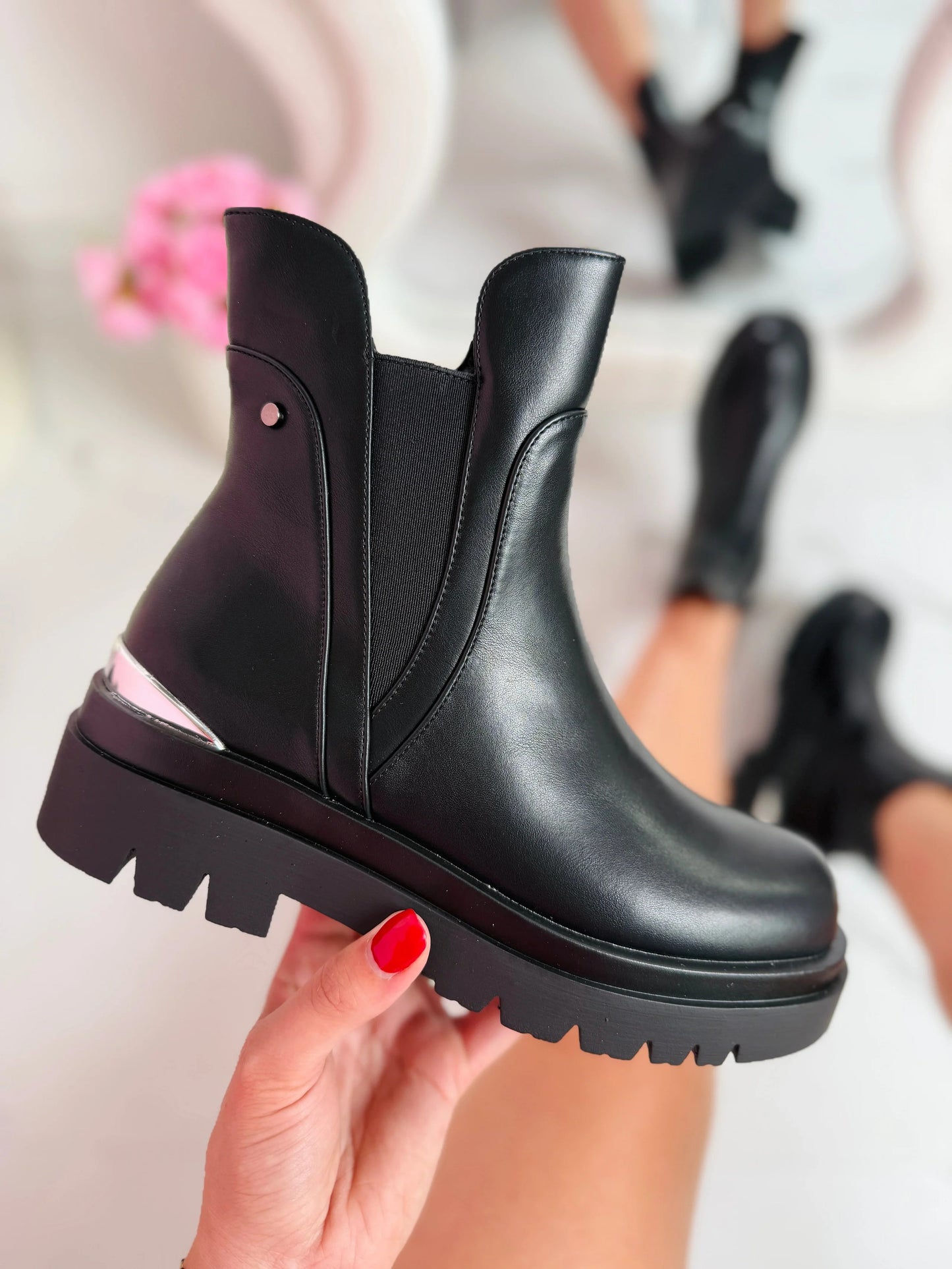 Casual Boots in Synthetic Leather with Block Heel