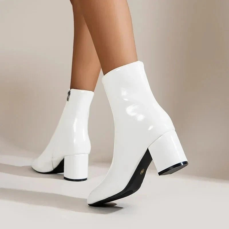 Elegant Ankle Boots in Faux Leather
