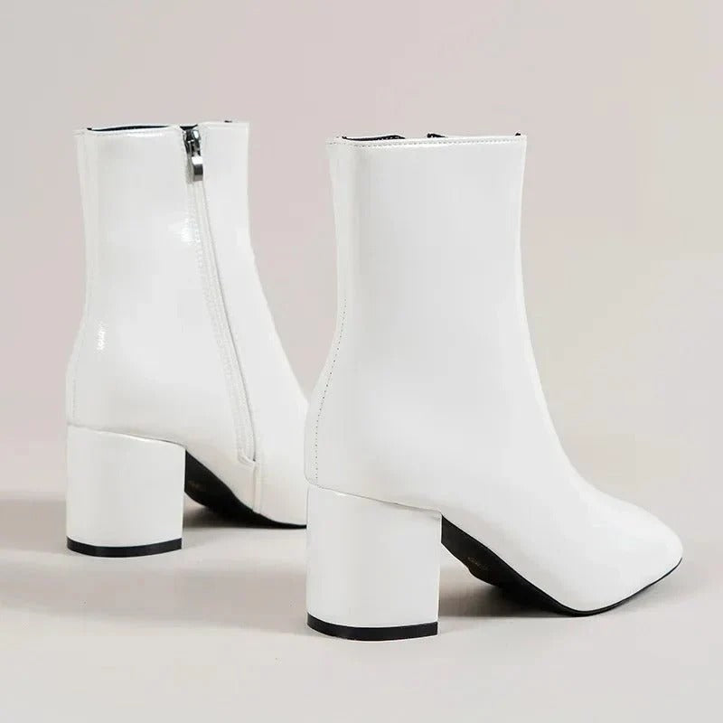 Elegant Ankle Boots in Faux Leather
