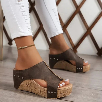 Orthopedic Cushioned Sandals with Contoured Footbed