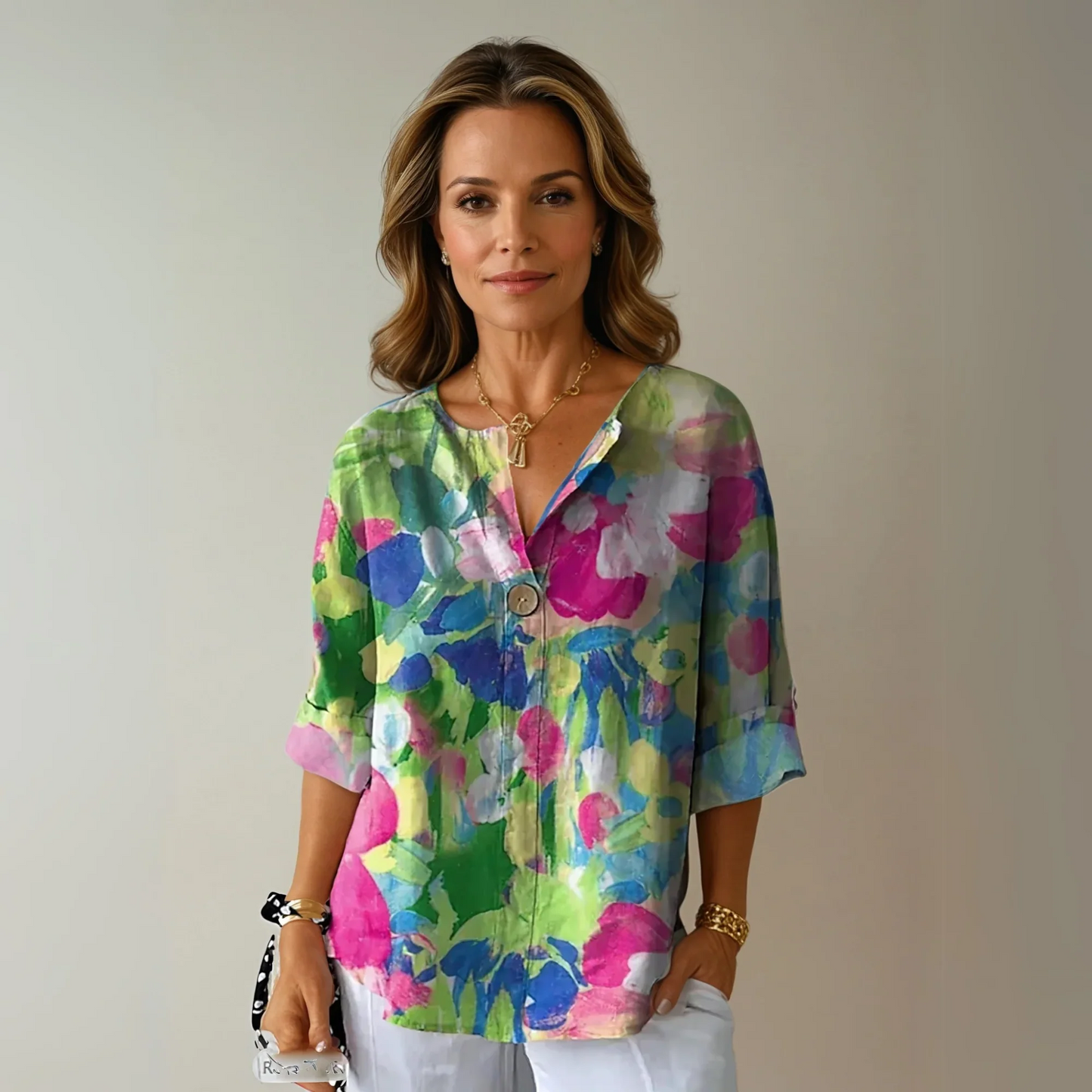 Chic Floral Print Blouse with Graceful Design