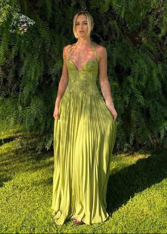 Sweetheart Neck Pleated Maxi Dress