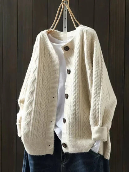 Lara | Women's Chunky Oversized Cable Knit Wool Cardigan