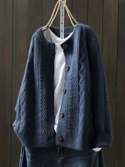Lara | Women's Chunky Oversized Cable Knit Wool Cardigan