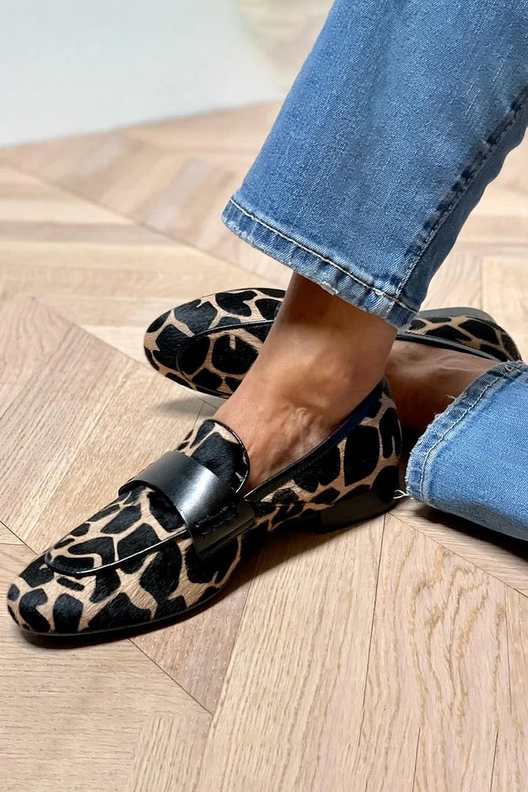 Loafer Damen mit Animal-Print und schwarzem Detail