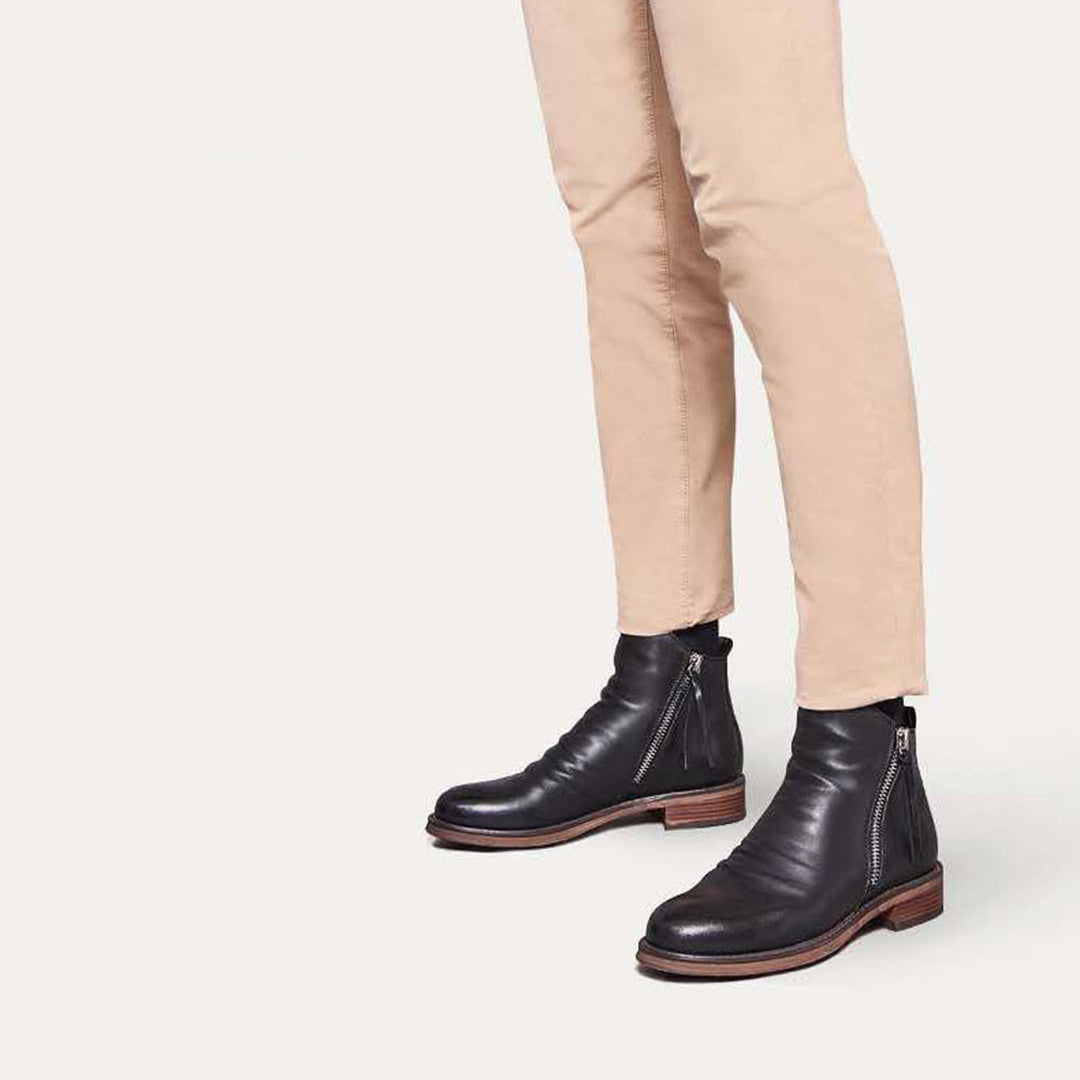 Men's Fashionable Zipper Boots for All Seasons
