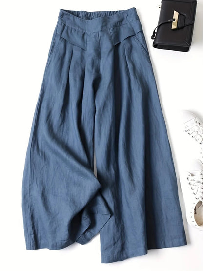 Wide-Leg Capri Trousers in Viscose-Linen Blend