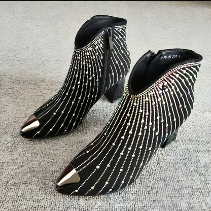Stiefeletten Damen mit Ziersteinen und Spitzer Kappe