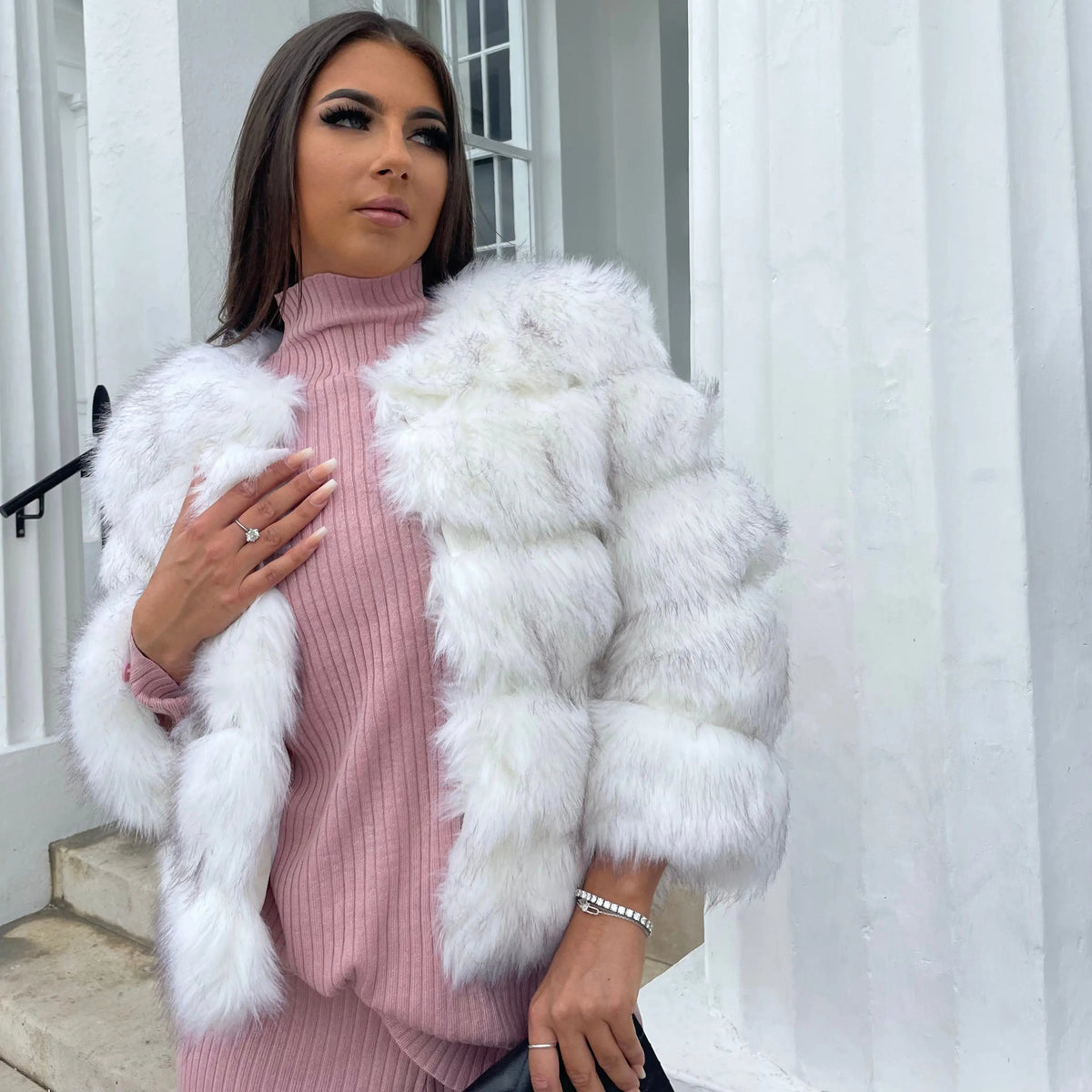 Women's Bubble Faux Fur Coat – Fluffy Statement Fur Coat