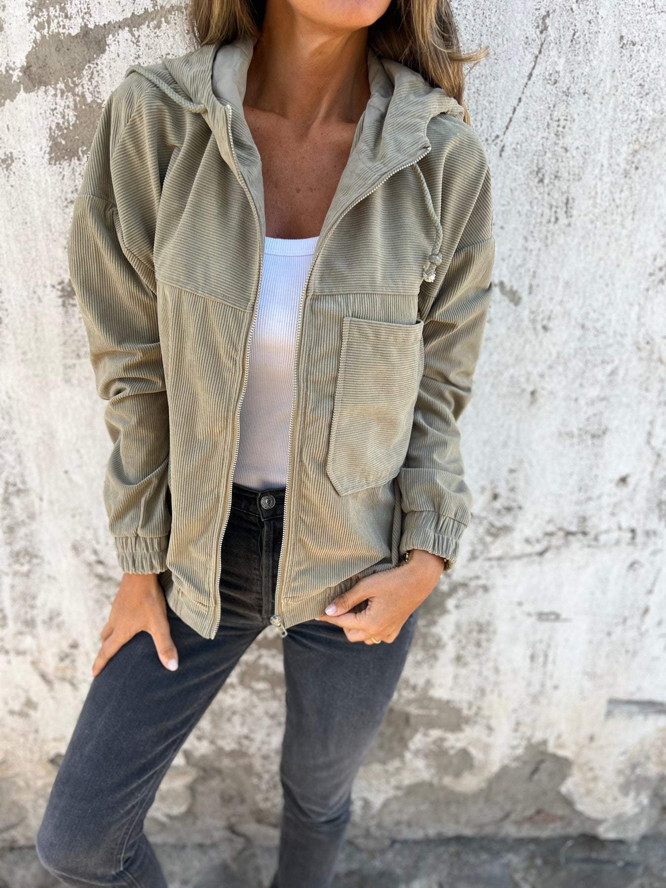 Women's Casual Hooded Zip-Up Jacket - Versatile & Comfortable